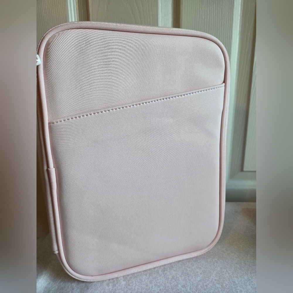 Blush Pink Zip Tablet Pouch β Laptop Case 13β³ - Picture 5 of 8